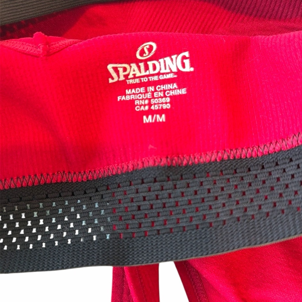 NWOT Women's Spalding sports bra - Picture 3 of 3